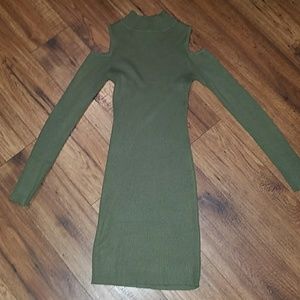 Dress hunter green